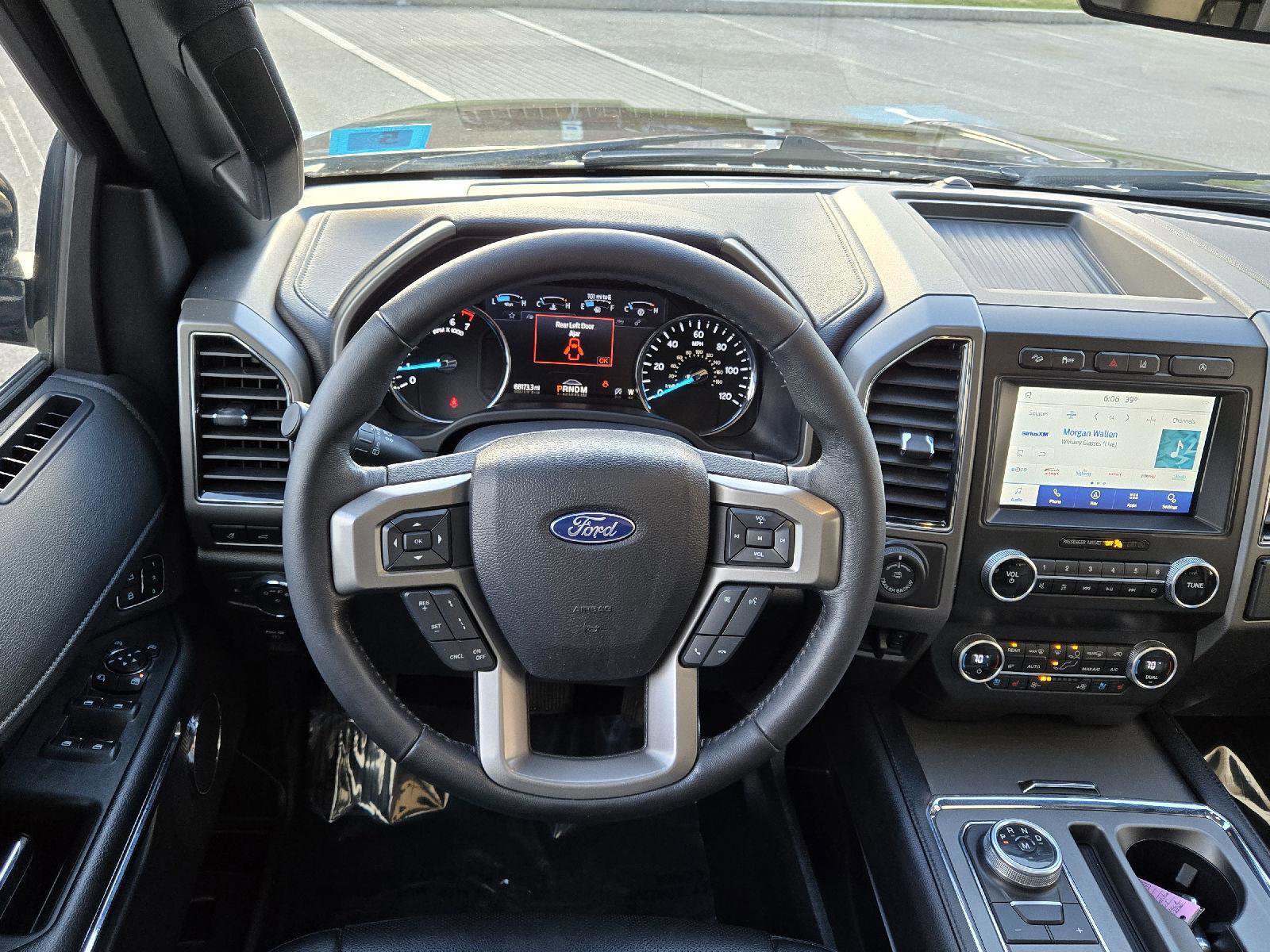 Used 2021 Ford Expedition XLT image 11