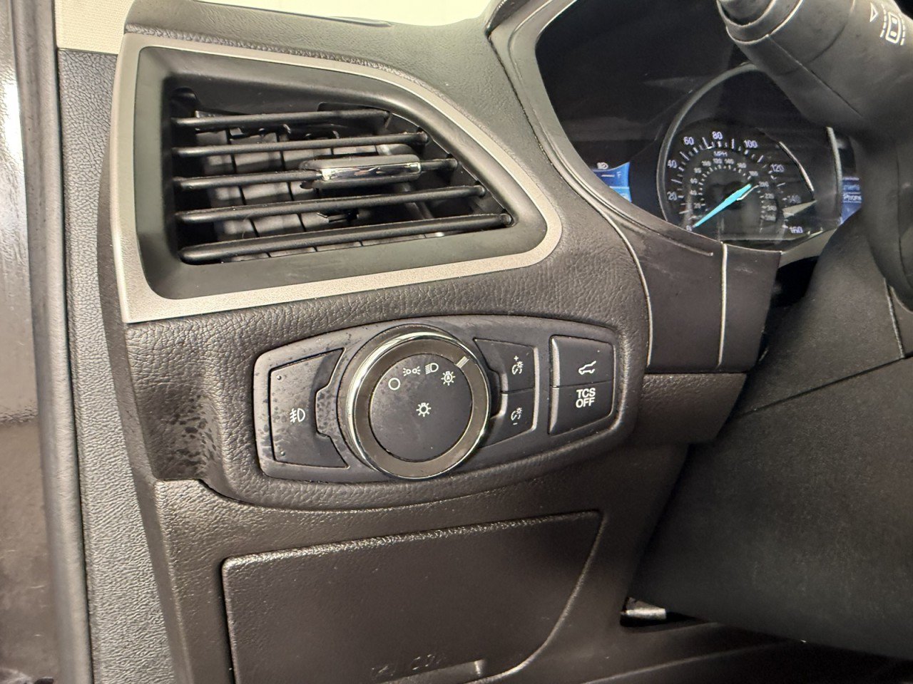Used 2022 Ford Edge SEL w/ Convenience Package AWD/4WD image 20