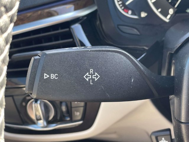 Used 2019 BMW 530i xDrive w/ Convenience Package AWD/4WD image 24