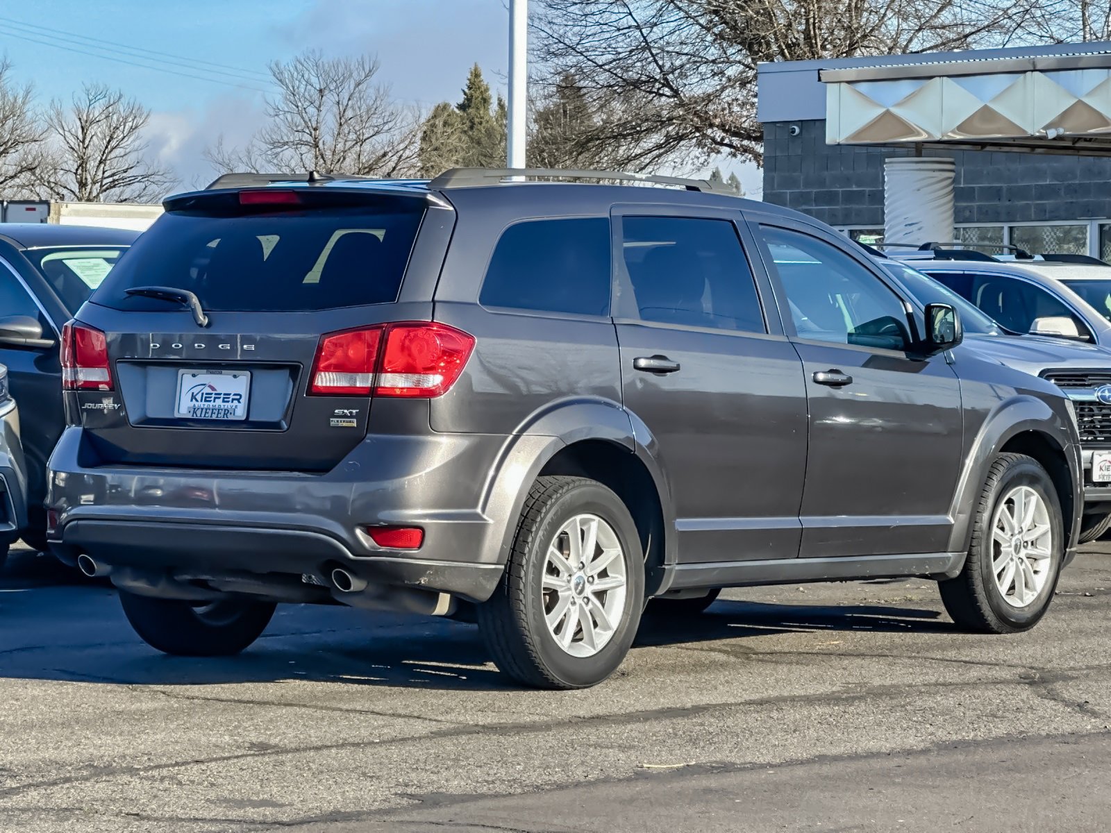 Used 2017 Dodge Journey SXT w/ Comfort/Convenience Group image 4