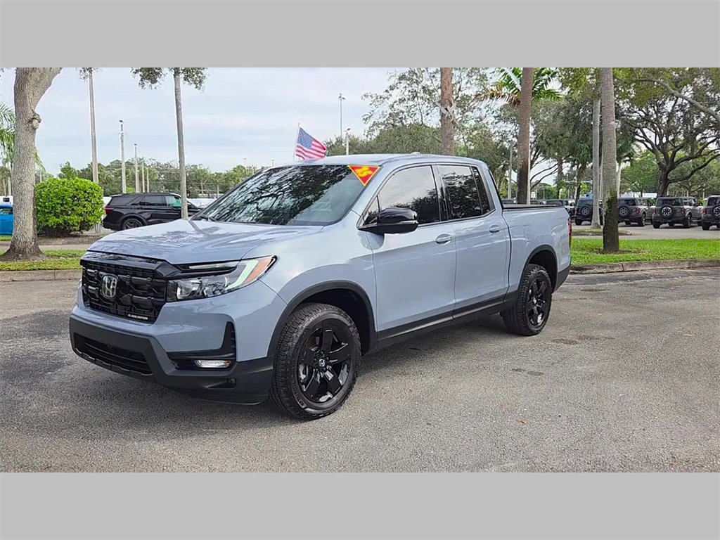 Used 2025 Honda Ridgeline Black Edition image 31