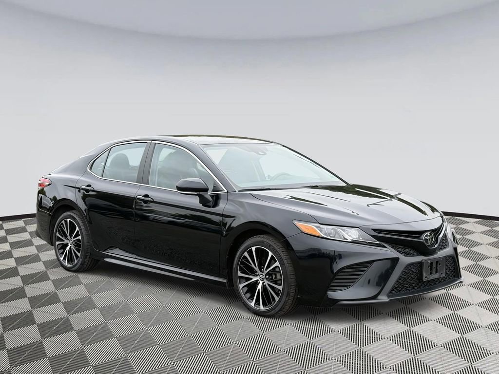 Used 2019 Toyota Camry SE