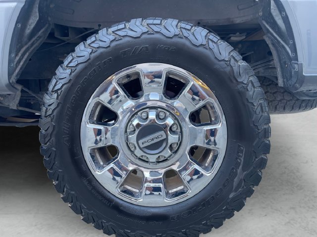 Used 2022 Ford F350 Lariat w/ Lariat Ultimate Package AWD/4WD image 24