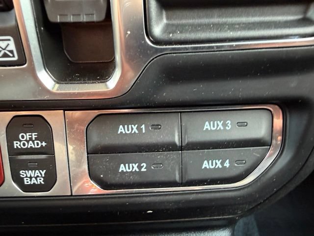 Used 2024 Jeep Gladiator Rubicon AWD/4WD image 33
