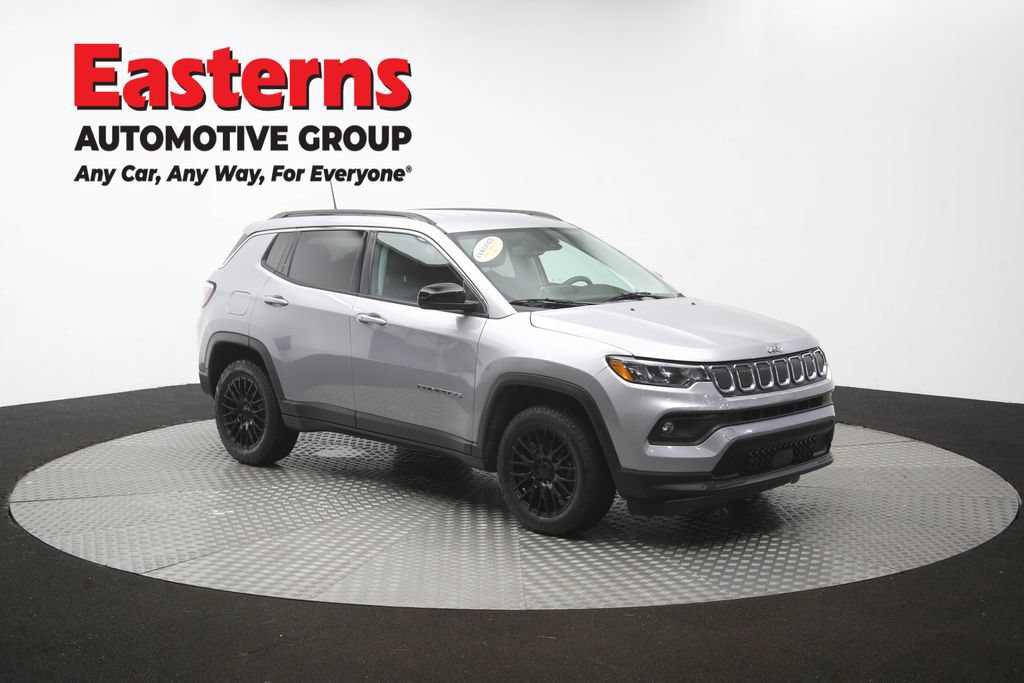 Used 2022 Jeep Compass Latitude AWD/4WD image 47