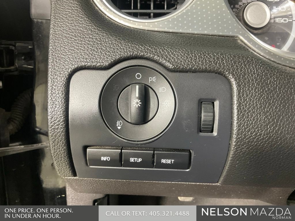 Used 2010 Ford Mustang Shelby GT500 RWD image 31