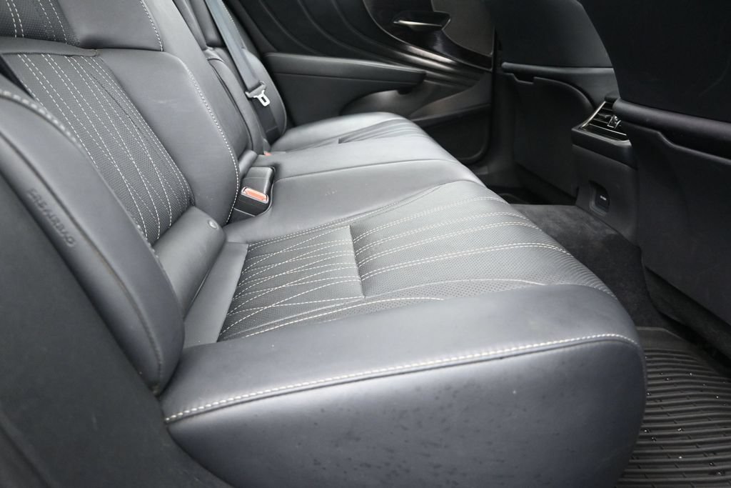 Certified 2024 Lexus LS 500 w/ Interior Upgrade Package RWD image 22
