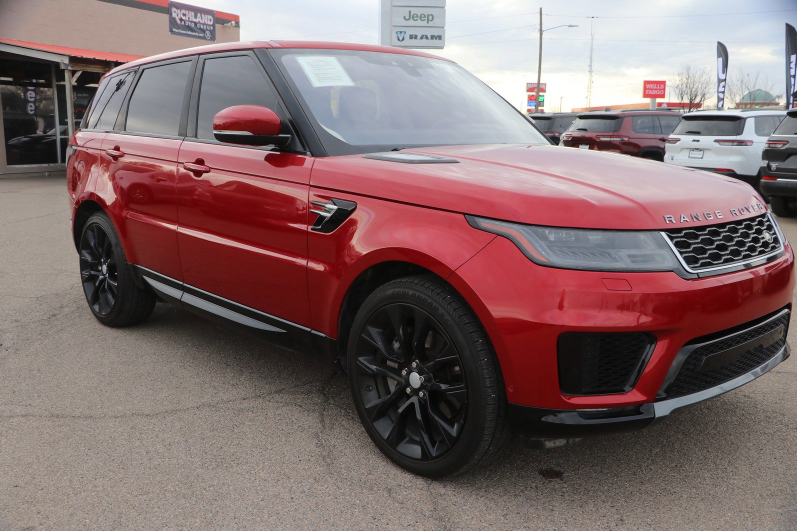 Used 2019 Land Rover Range Rover Sport HSE image 1