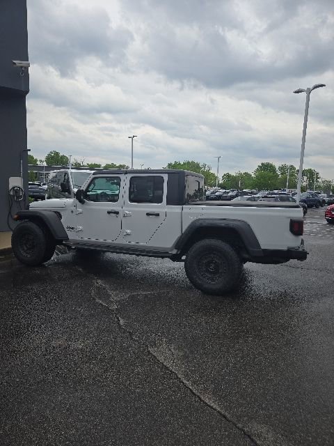 Used 2021 Jeep Gladiator Sport w/ Trailer Tow Package AWD/4WD image 21