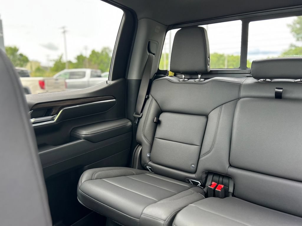 New 2026 GMC Sierra 1500 SLT w/ SLT Premium Package AWD/4WD image 16