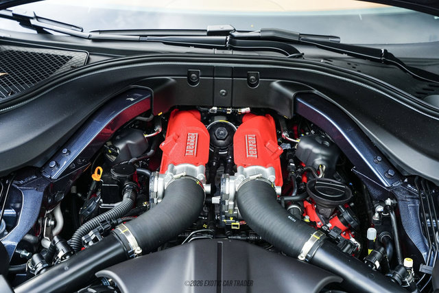 Used 2026 Ferrari Roma Spider RWD image 24