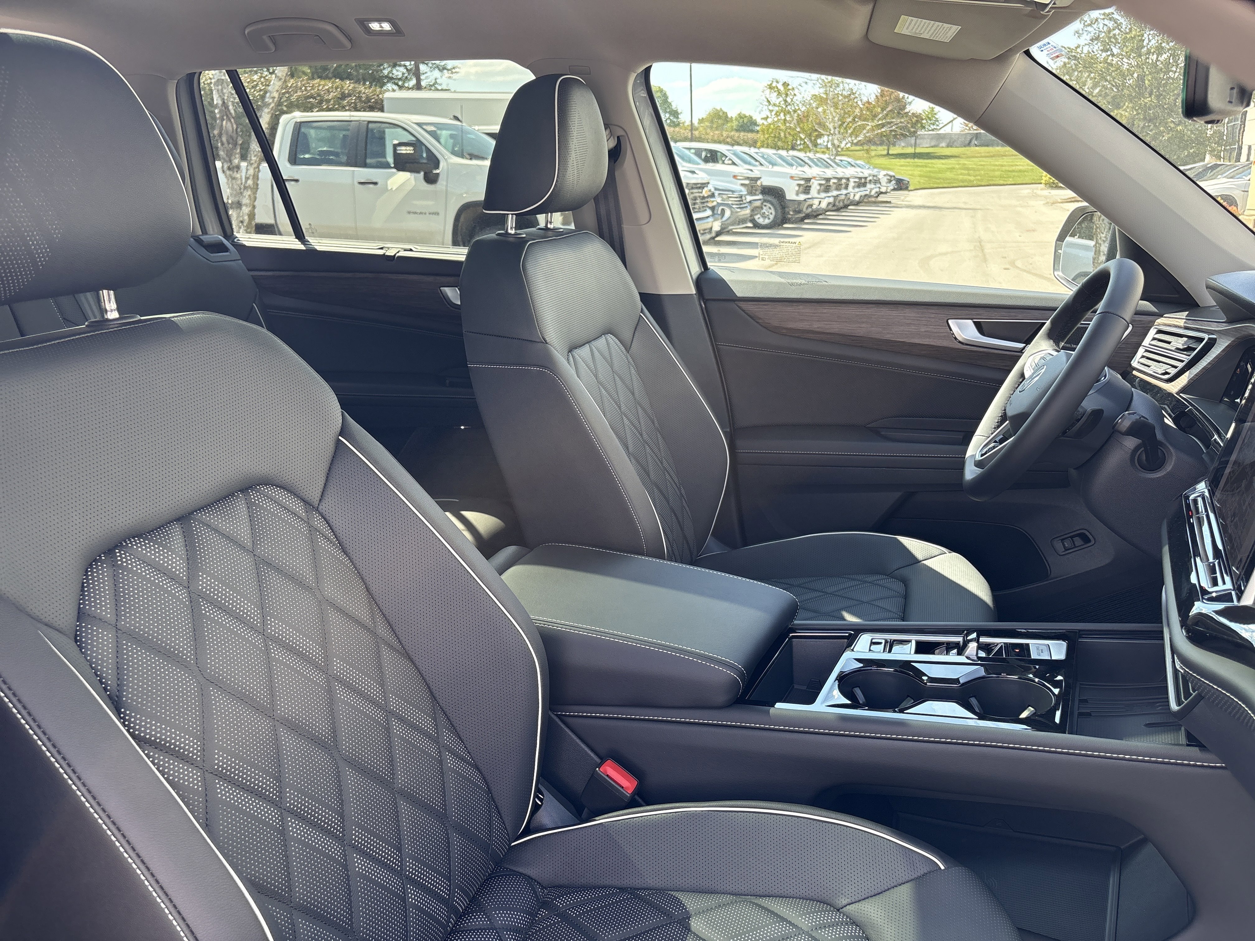 New 2026 Volkswagen Atlas SEL Premium R-Line image 19