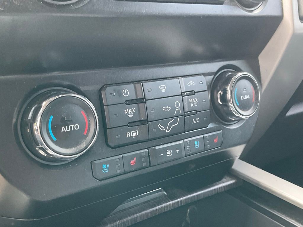 Used 2020 Ford F350 Lariat image 9