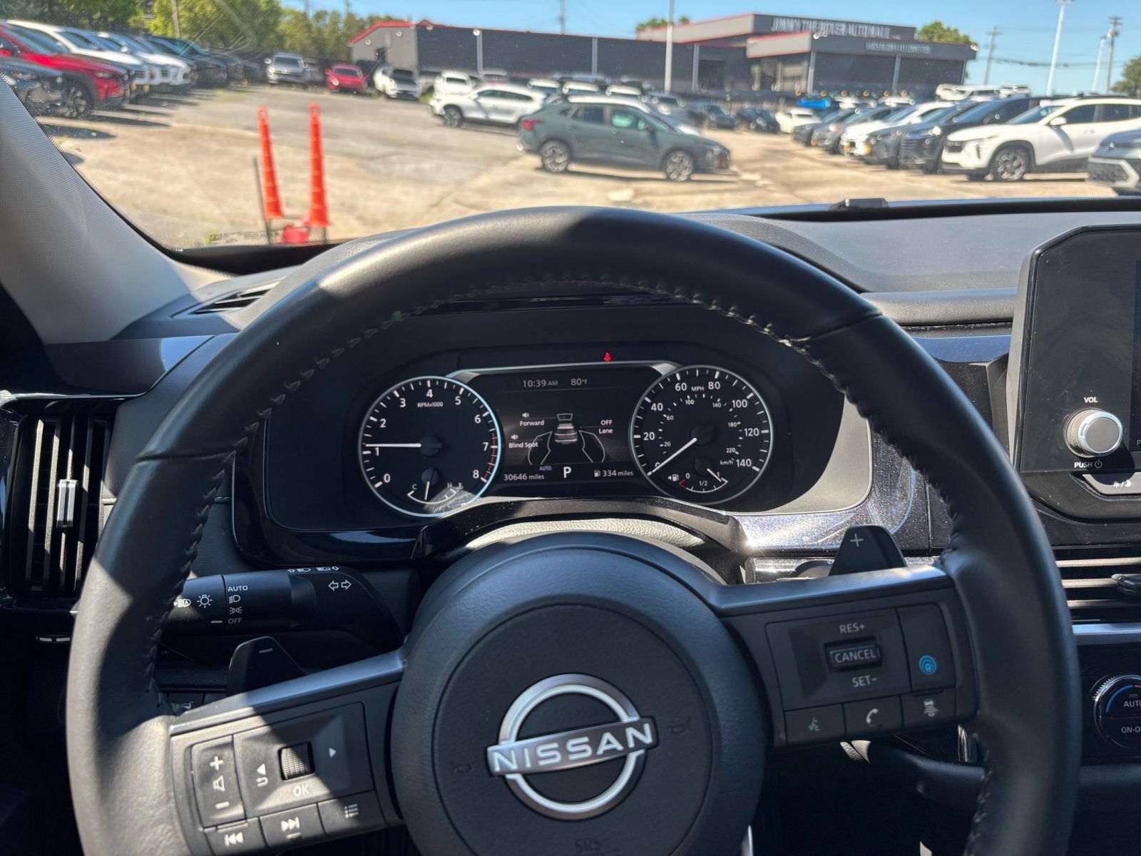 Used 2025 Nissan Pathfinder SV AWD/4WD image 27