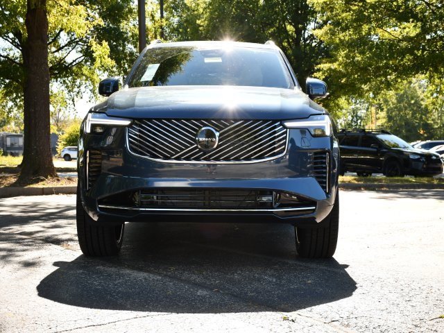 New 2026 Volvo XC90 B6 Plus w/ Protection Package Premier image 2