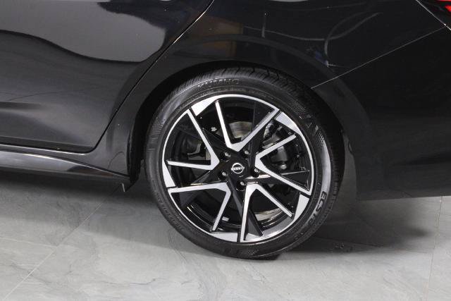 Certified 2025 Nissan Sentra SR FWD image 15