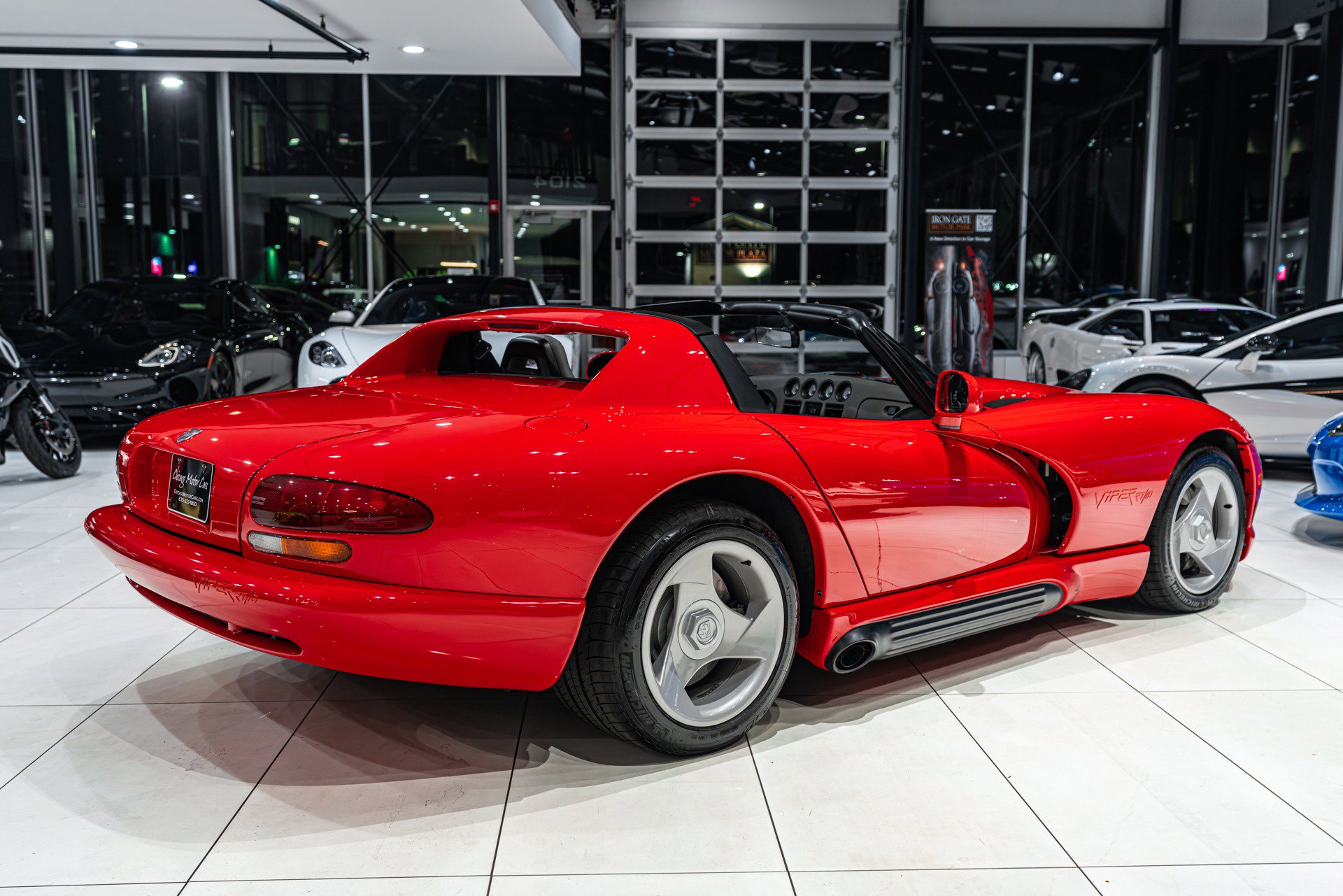 Used 1993 Dodge Viper RT/10 image 4