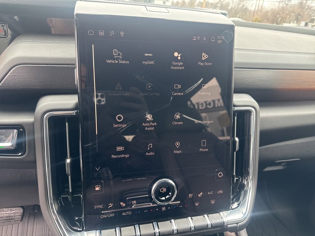 New 2026 GMC Yukon Denali w/ Sun & Power Step Package image 19