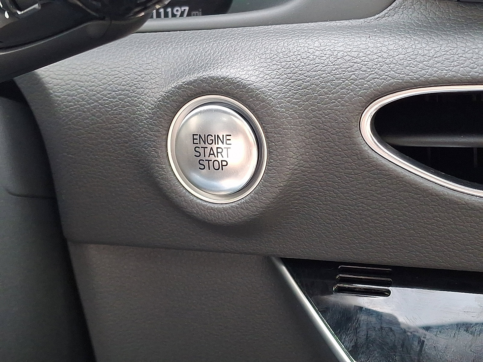 Used 2021 Hyundai Sonata Limited FWD image 23