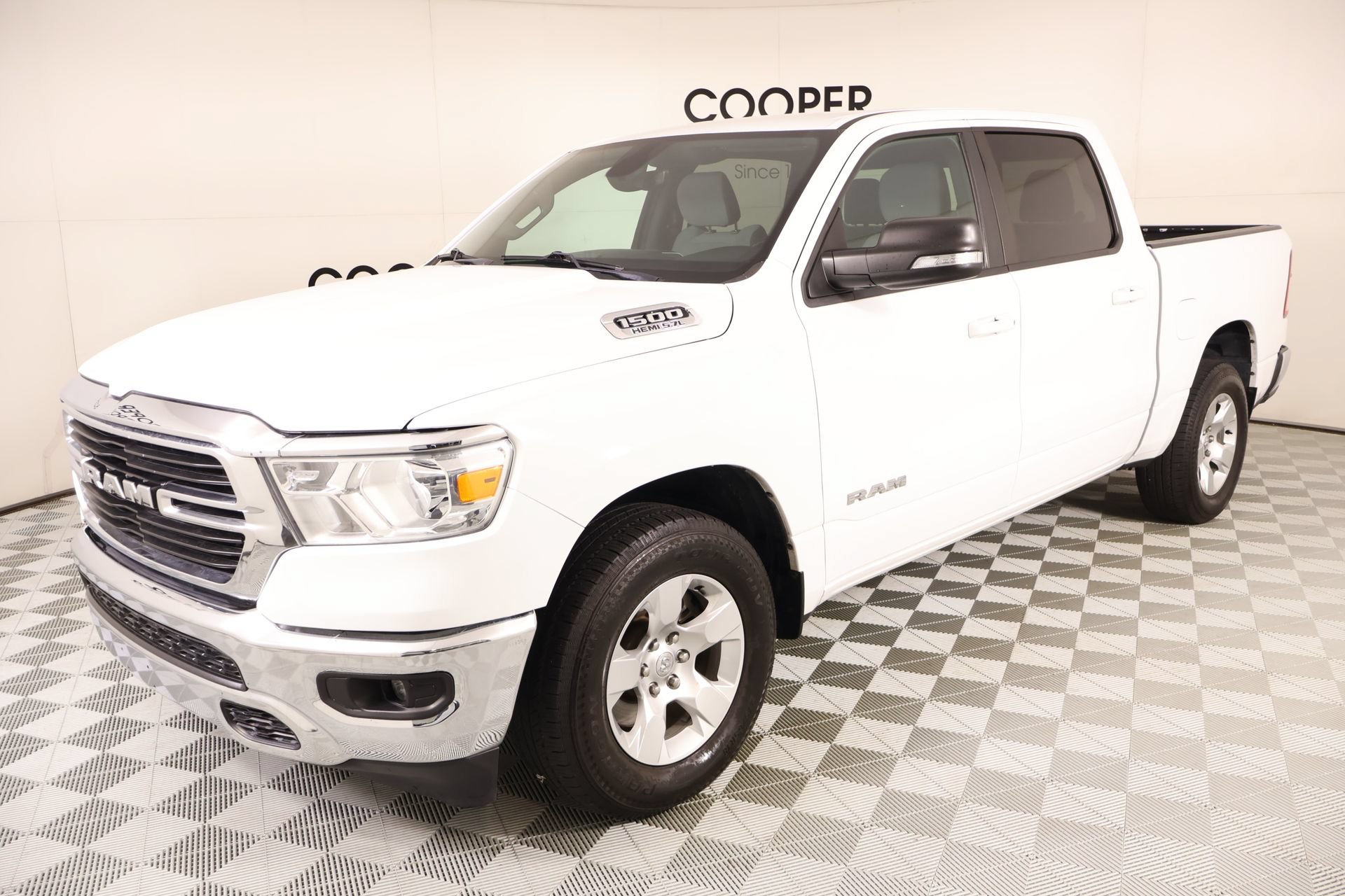 Used 2021 RAM 1500 Big Horn RWD image 9