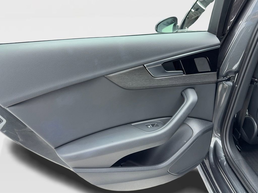 Used 2023 Audi A4 2.0T Premium w/ Convenience Package image 40