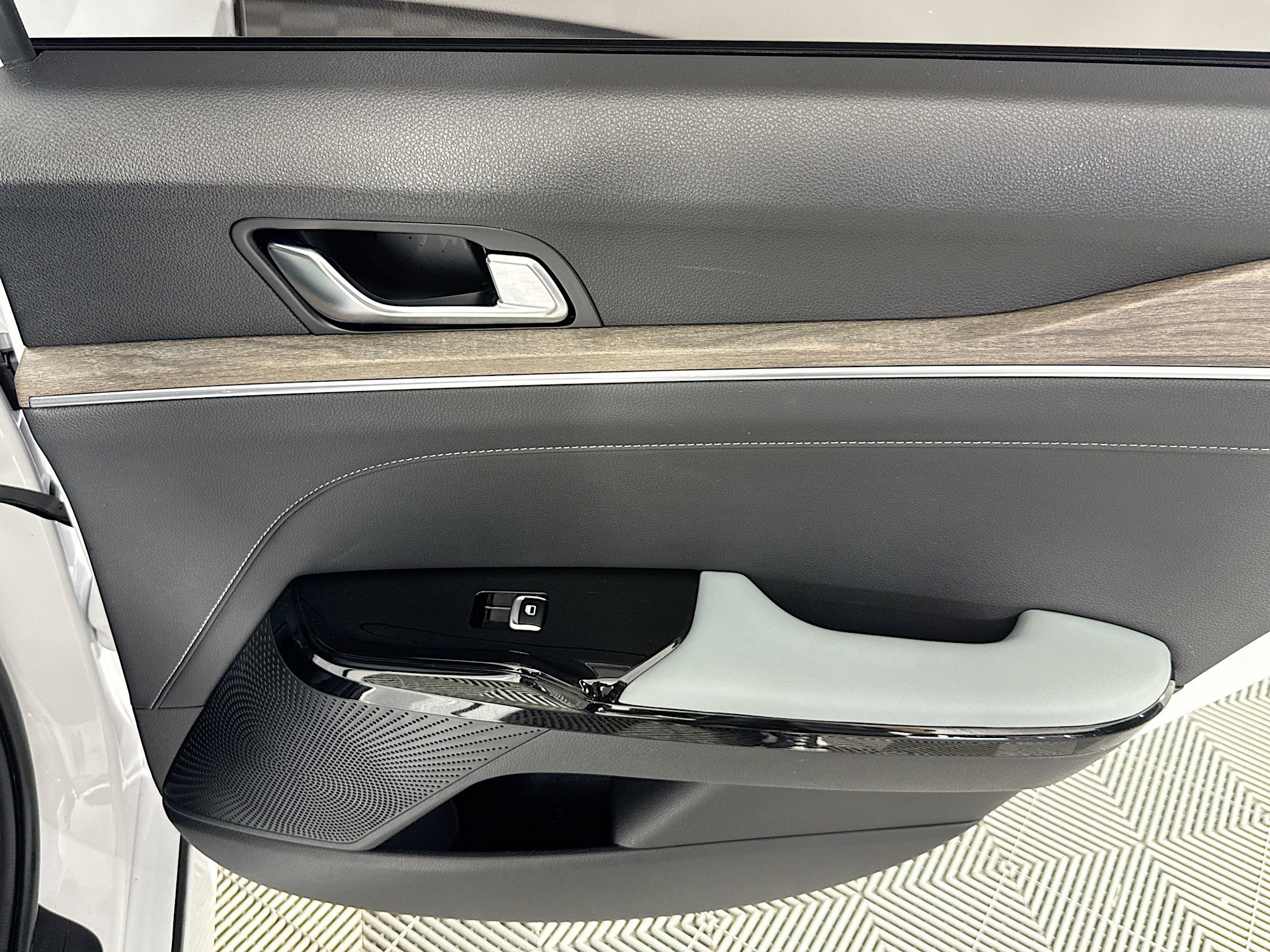 Used 2023 Kia K5 EX image 27