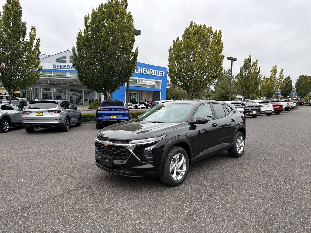 New 2026 Chevrolet Trax LS w/ LS Convenience Package FWD image 1