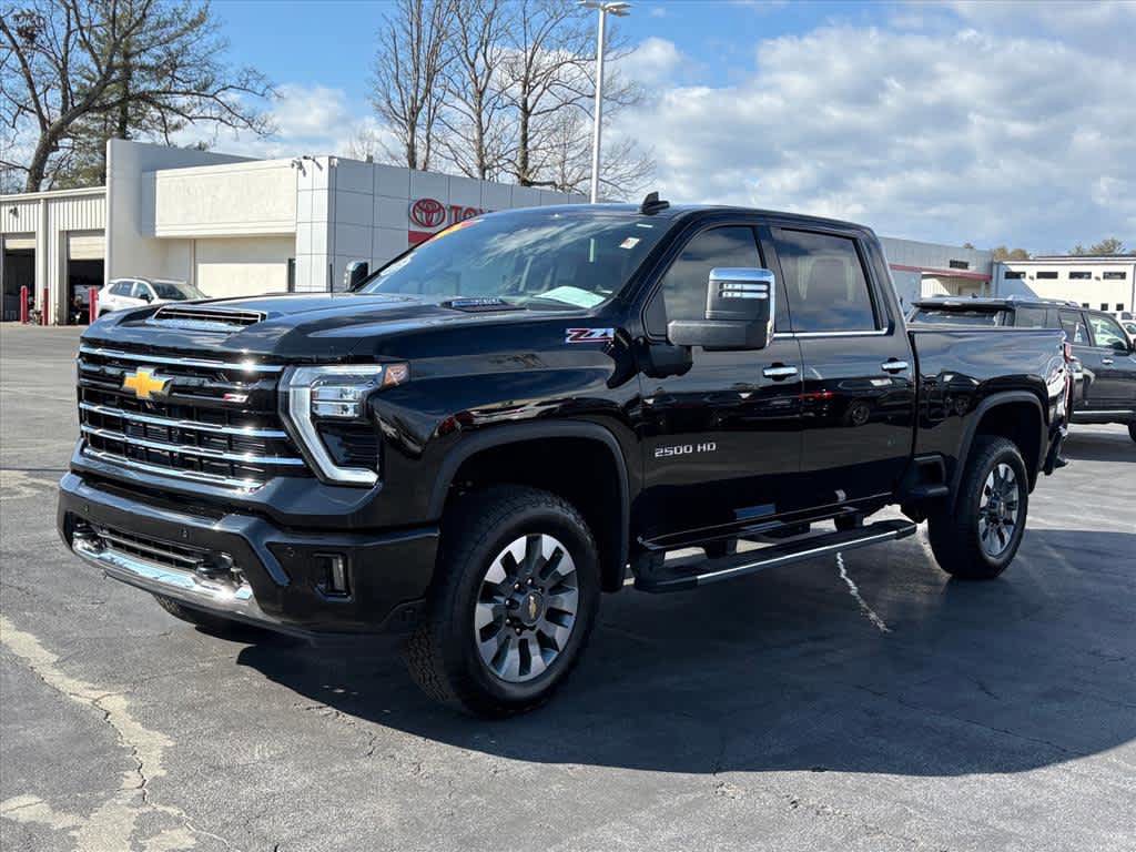 Used 2025 Chevrolet Silverado 2500 LTZ w/ Z71 Chrome Sport Edition image 26