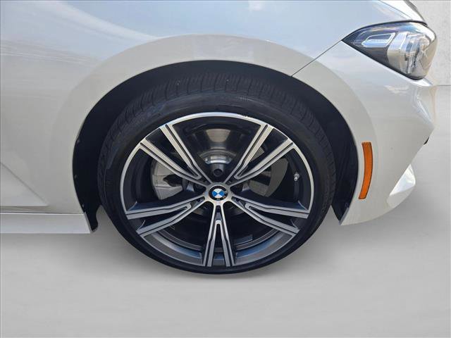 Used 2023 BMW 330i Sedan w/ Convenience Package image 22