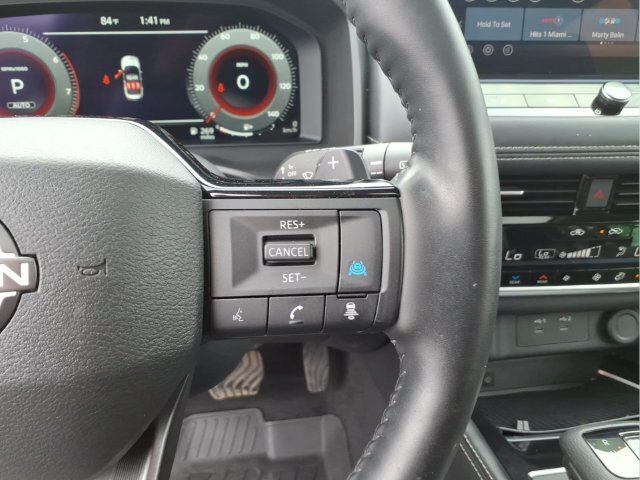 Used 2025 Nissan Rogue Platinum w/ Platinum Premium Package AWD/4WD image 25
