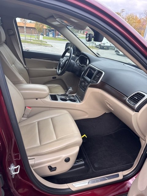 Certified 2018 Jeep Grand Cherokee Limited image 9