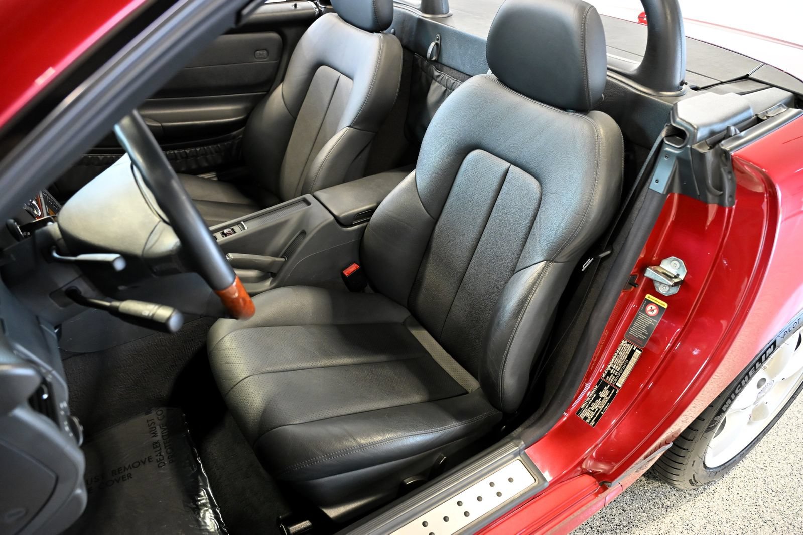 Used 2002 Mercedes-Benz SLK 320 w/ K4 Opt Pkg image 27