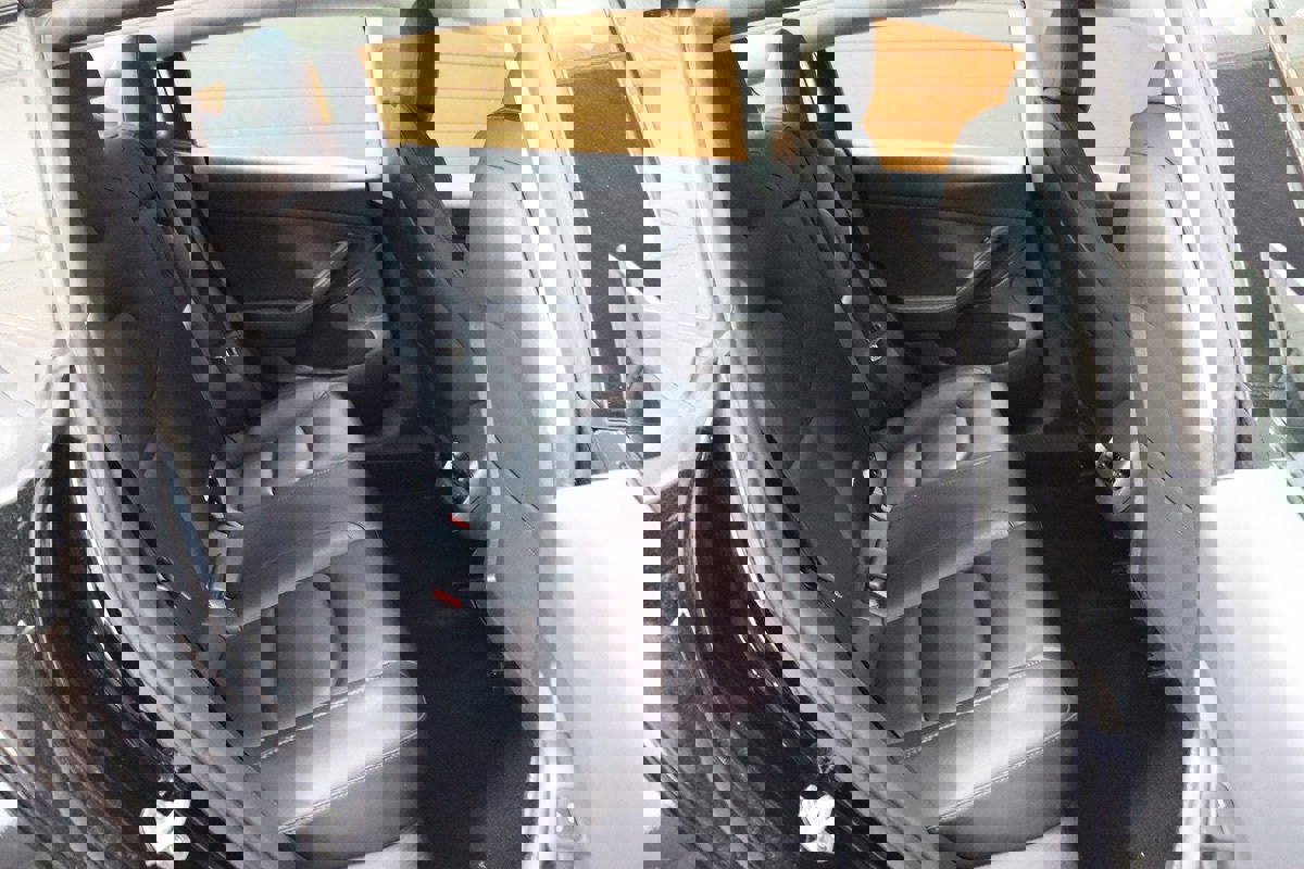 Used 2023 Tesla Model 3 Standard Range image 59