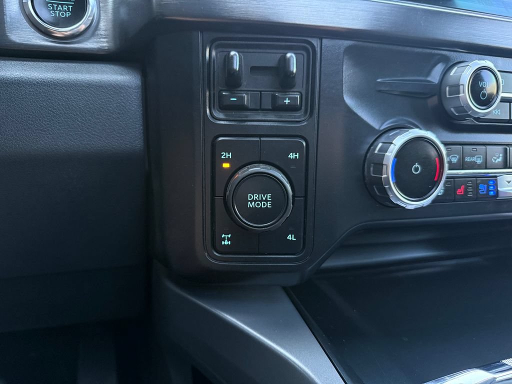 Used 2026 Ford F350 Lariat AWD/4WD image 30