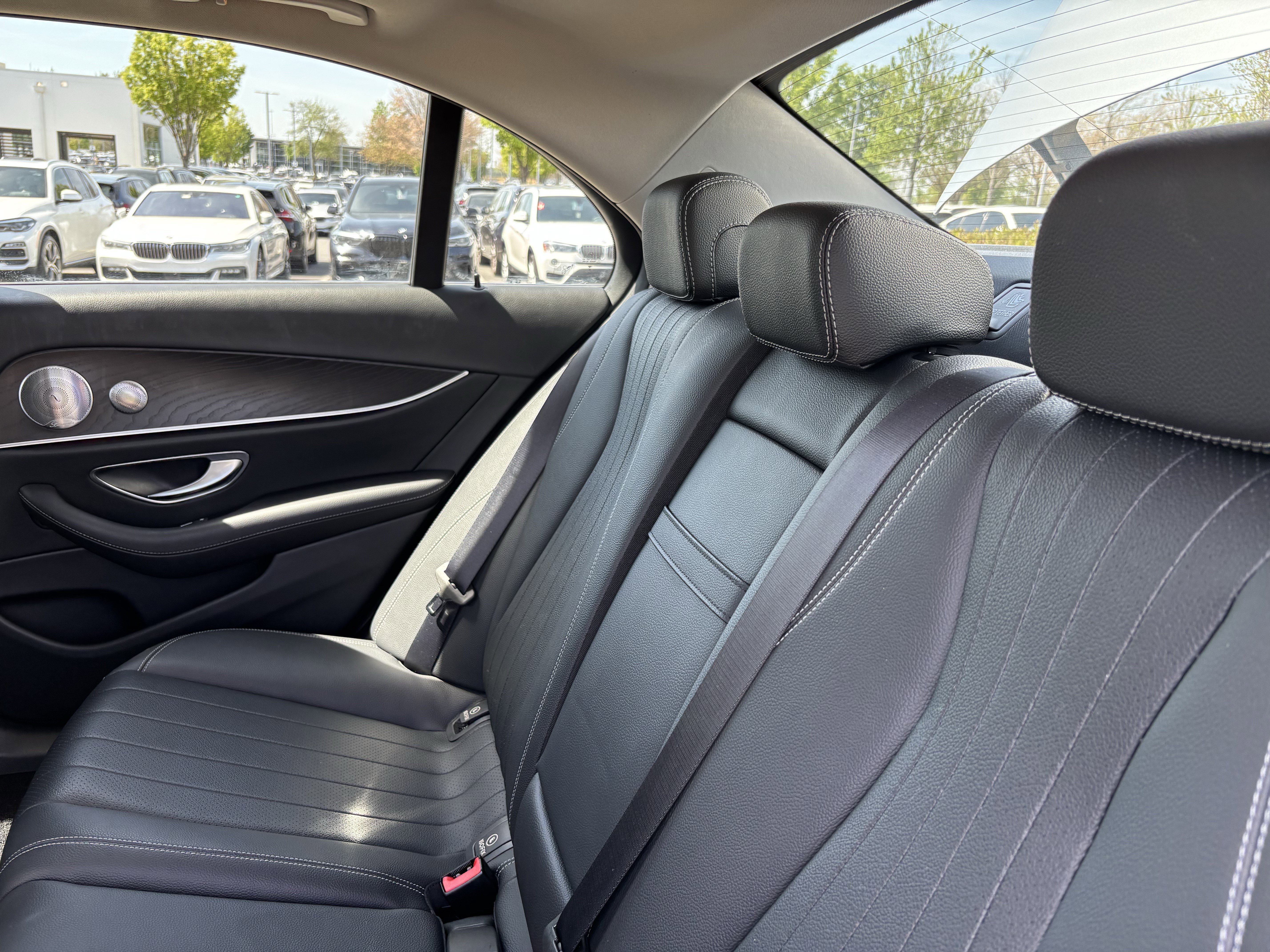 Used 2018 Mercedes-Benz E 300 image 32