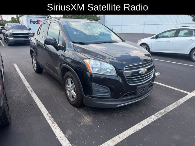 Used 2016 Chevrolet Trax LT FWD image 3