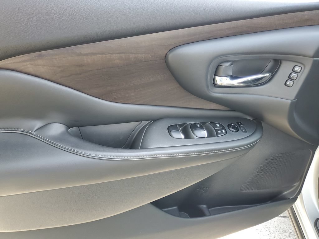 Used 2020 Nissan Murano Platinum w/ Cargo Package AWD/4WD image 20