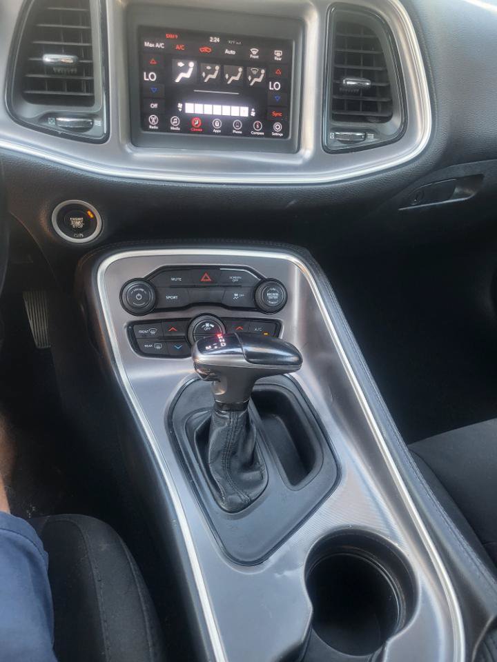 Used 2020 Dodge Challenger SXT RWD image 45