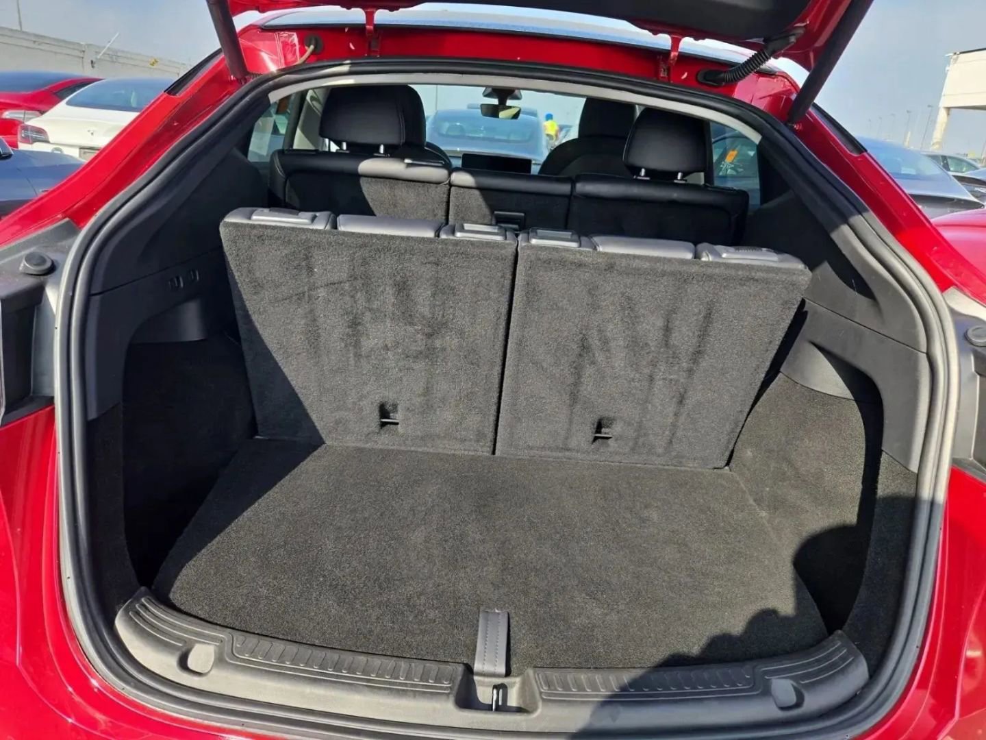 Used 2022 Tesla Model Y Long Range image 6