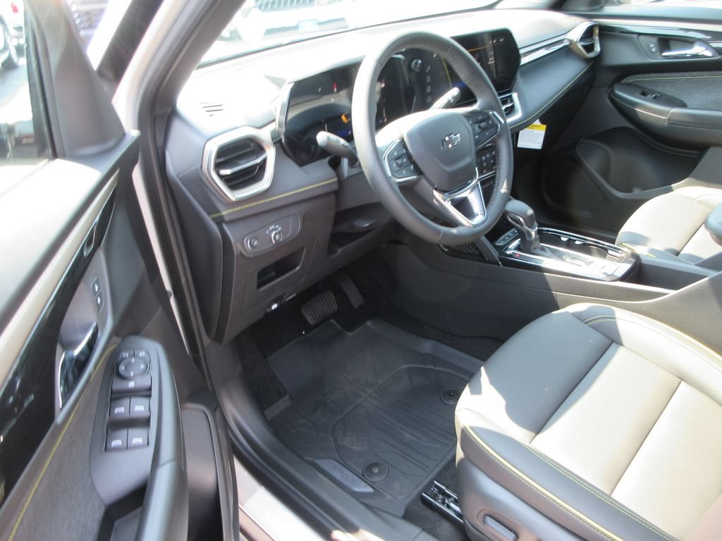 New 2026 Chevrolet TrailBlazer ACTIV w/ Driver Confidence Package FWD image 12