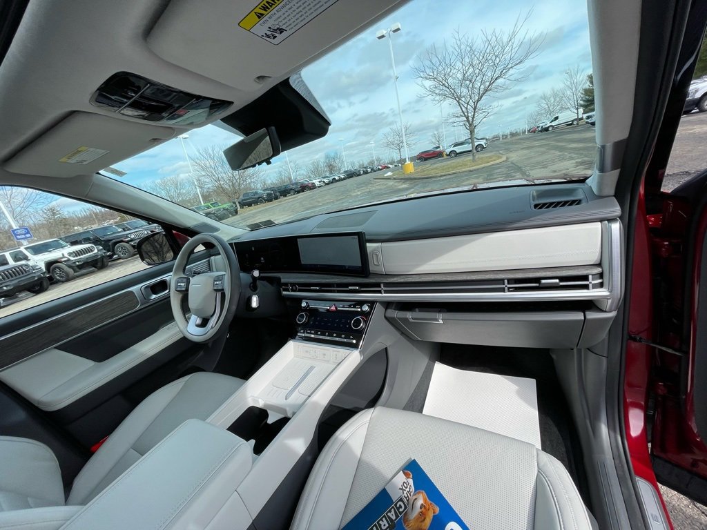Used 2024 Hyundai Santa Fe Calligraphy image 10