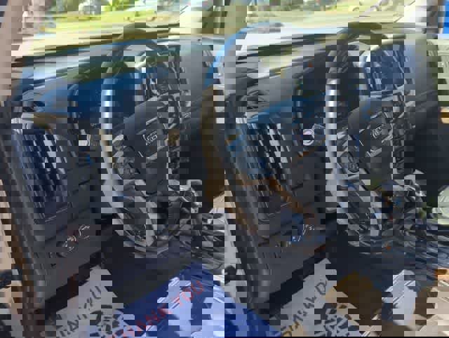 Certified 2022 GMC Canyon Denali image 10