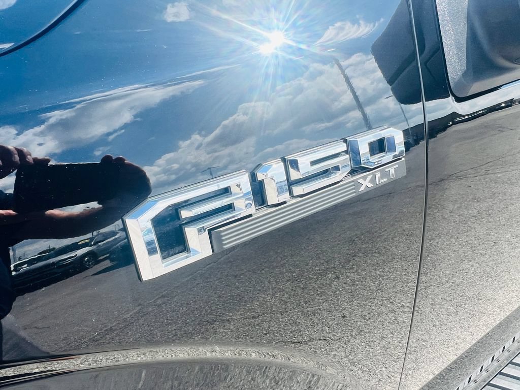 Used 2018 Ford F150 XLT w/ Equipment Group 302A Luxury AWD/4WD image 13