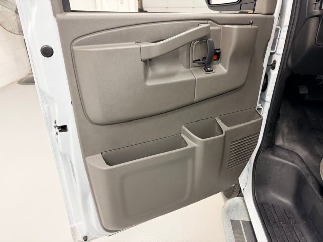 Certified 2024 Chevrolet Express 2500 w/ Driver Convenience Package image 18