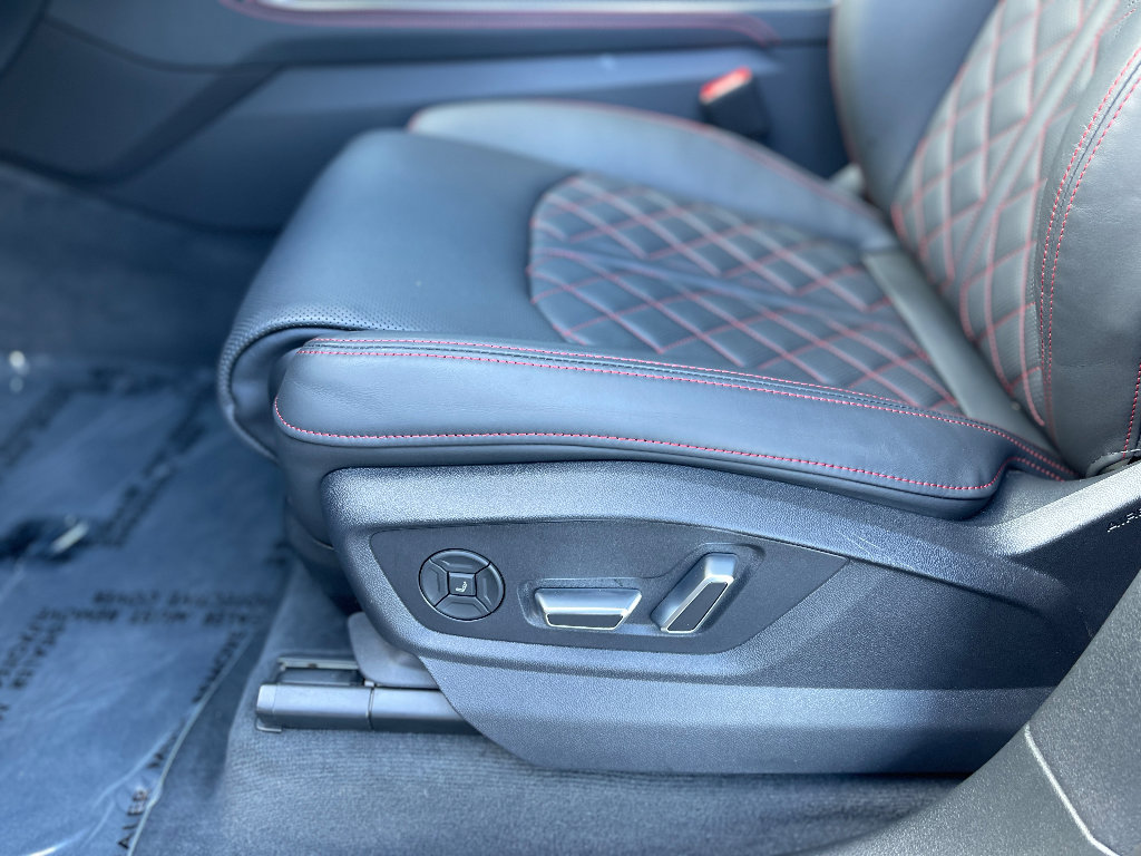 New 2026 Audi SQ8 Prestige image 19
