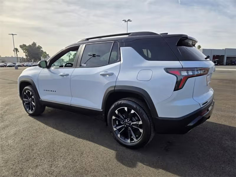 New 2026 Chevrolet Equinox RS w/ Convenience Package III image 2