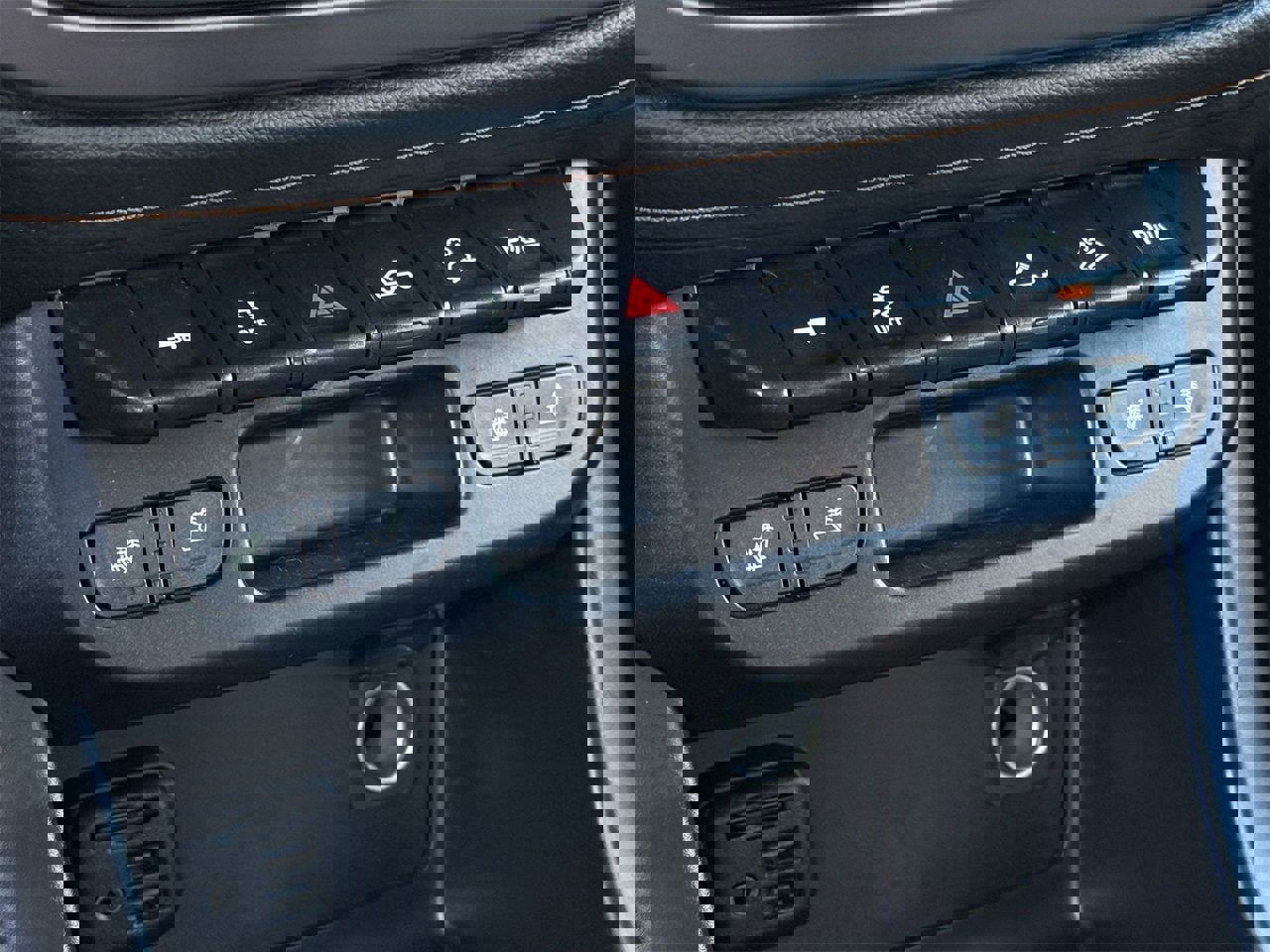 Certified 2022 GMC Canyon AT4 image 18