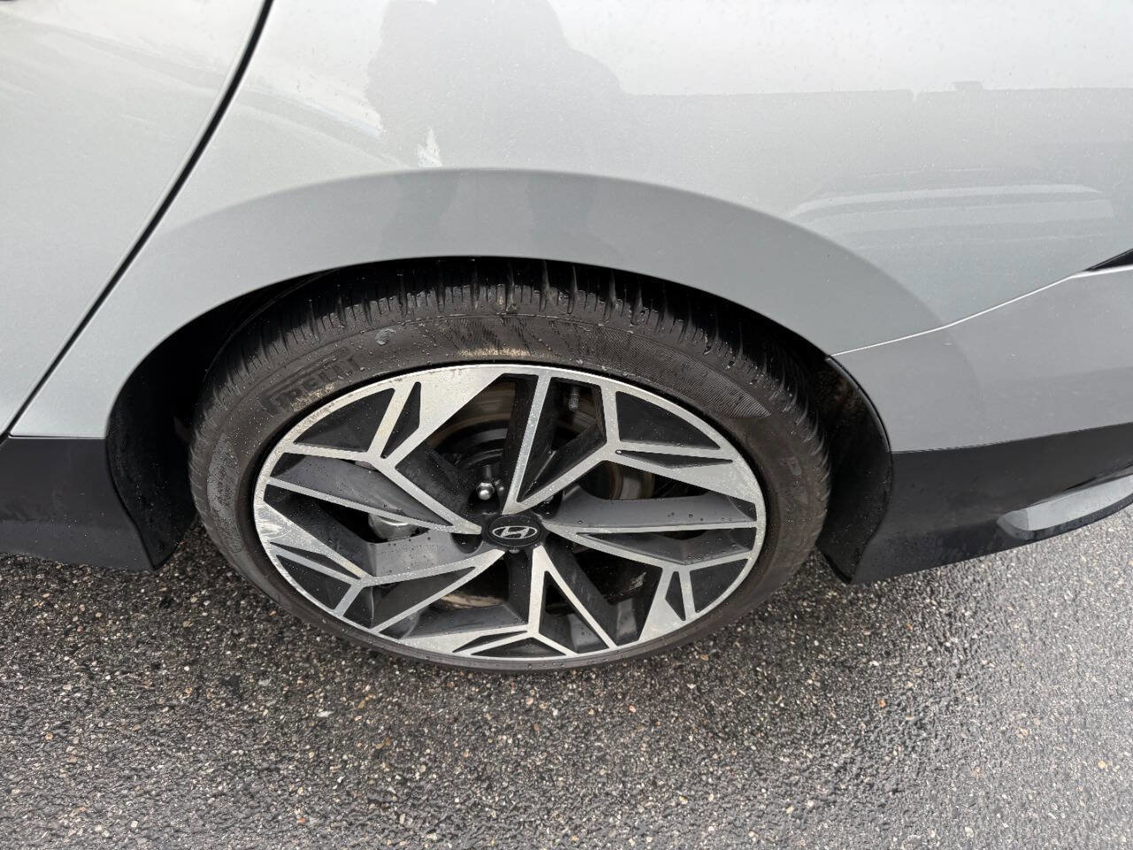 Used 2024 Hyundai Ioniq 6 SEL image 16