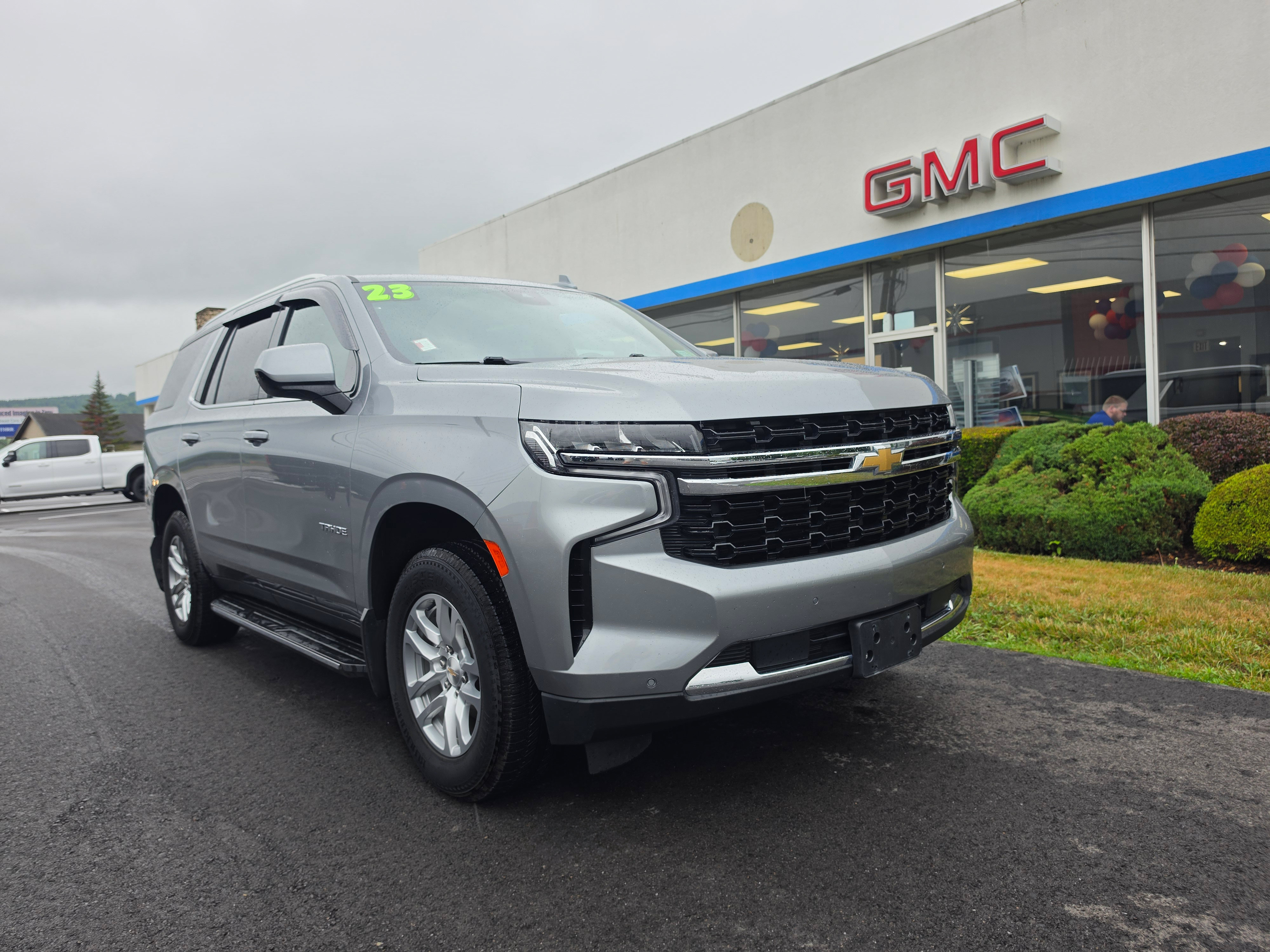 Used 2023 Chevrolet Tahoe LS AWD/4WD image 1