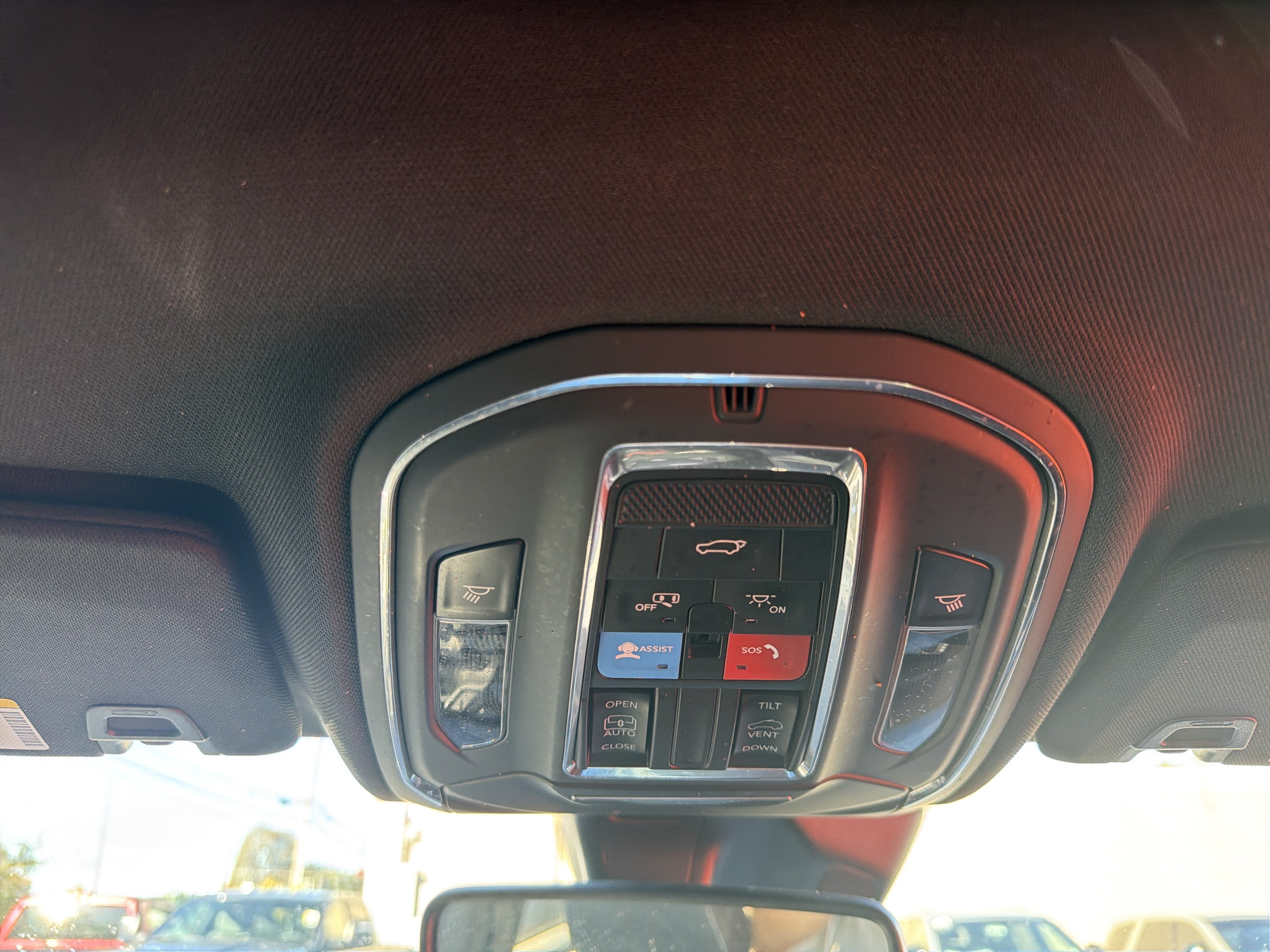Used 2023 Jeep Grand Cherokee L Laredo AWD/4WD image 21